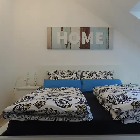 公寓 Zuza Blisko Plazy *