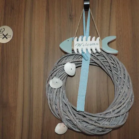 Zuza Blisko Plazy * レバル