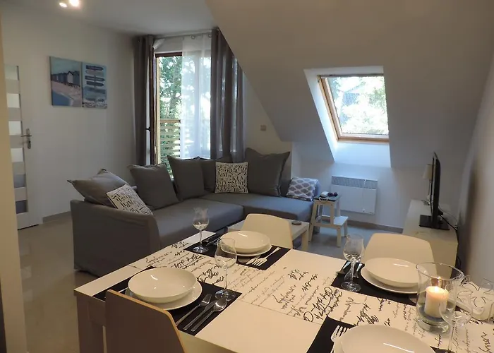 Zuza Blisko Plazy アパート